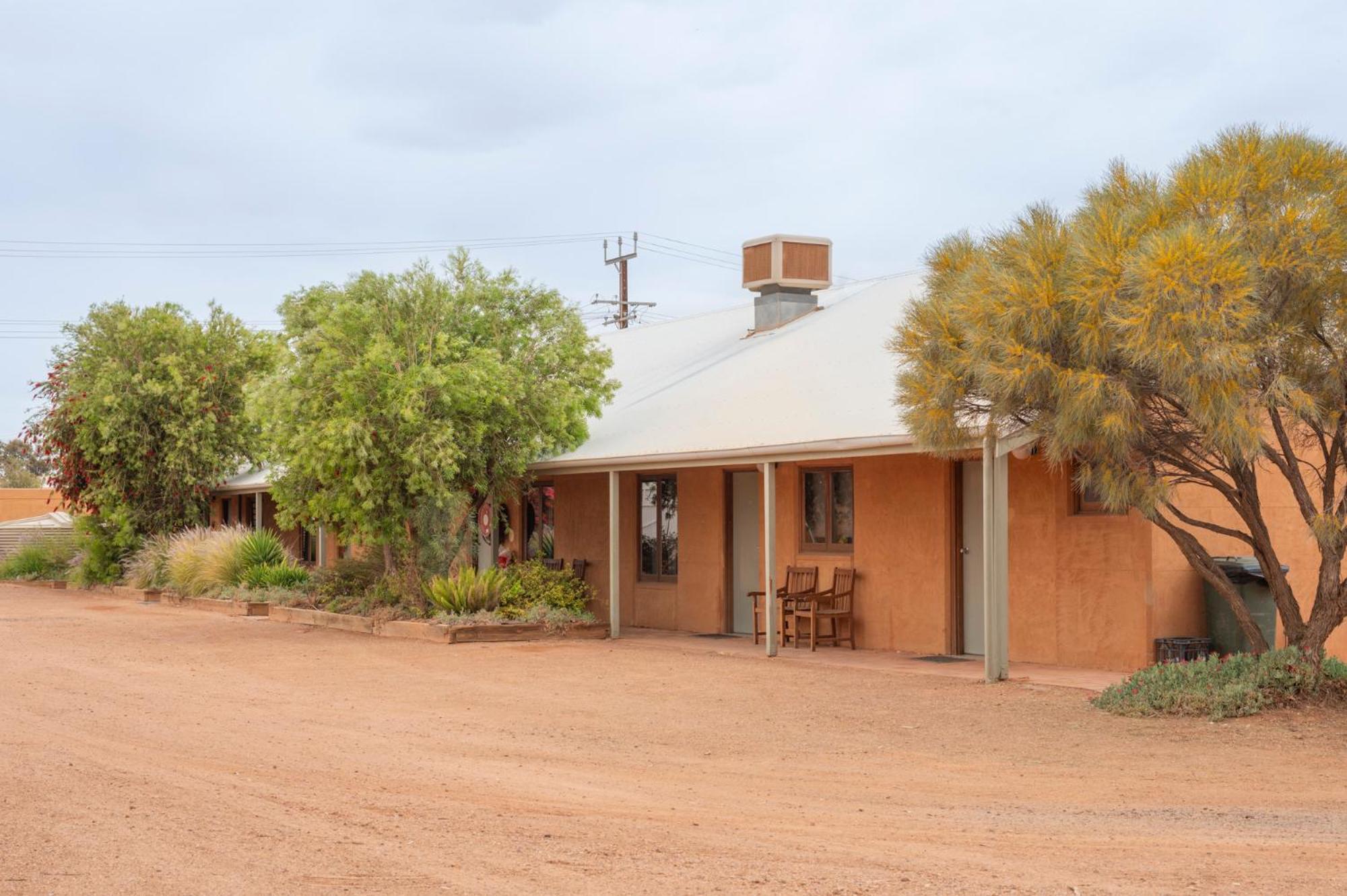 Mud Hut Motel Coober Pedy Kültér fotó